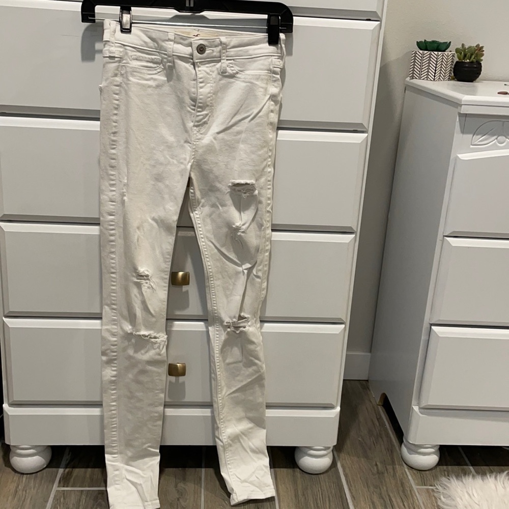 White ripped hollister jeans